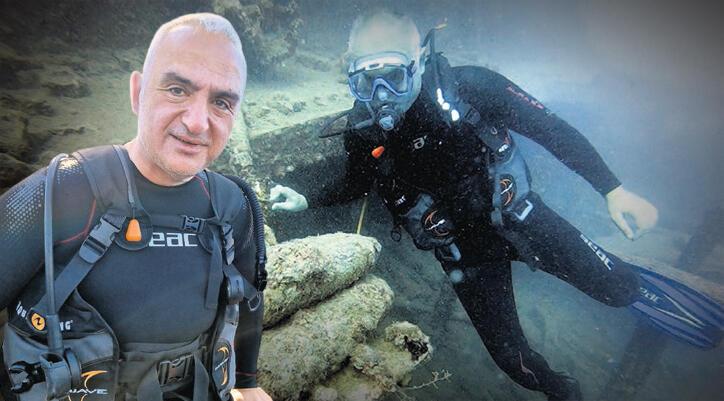 Bakan Ersoy, tarihe dalmak için ileri seviye dalgıç oldu