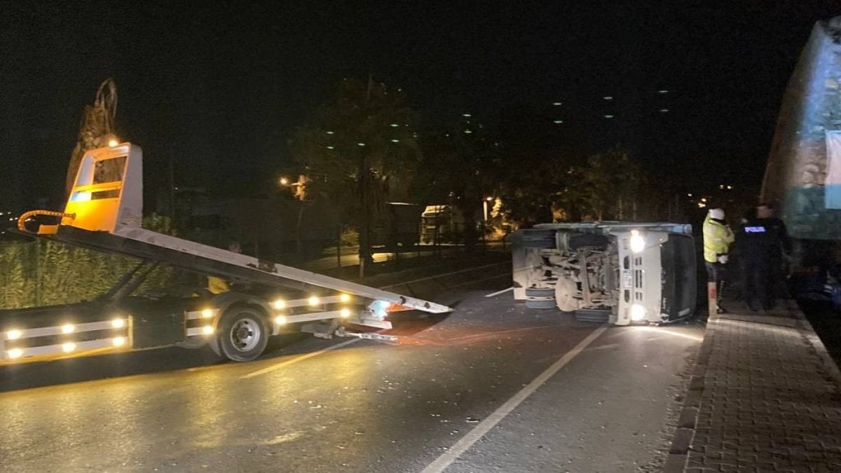 Antalya’da kazada yaralanmayan sürücü polisten kaçarken düştü