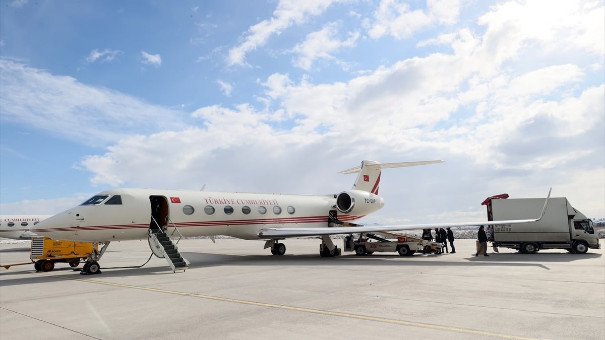 Cumhurbaşkanlığına ait 2 uçak arama kurtarma ve sağlık ekiplerine tahsis edildi