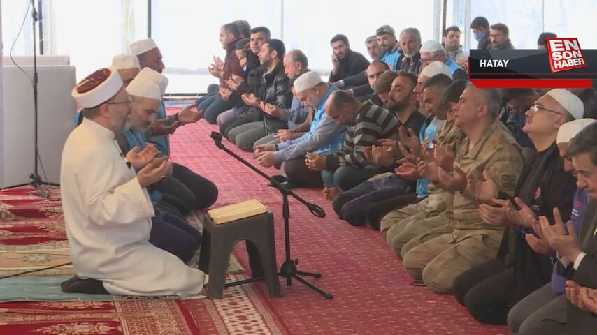 Diyanet İşleri Başkanı Erbaş, Hatay’da cuma namazı kıldırdı