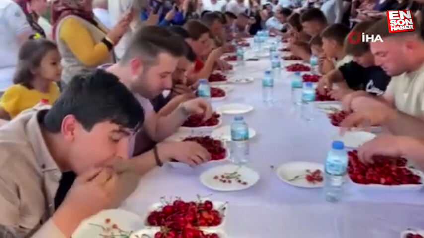 Manisa’da düzenlenen kiraz festivalinden renkli görüntüler