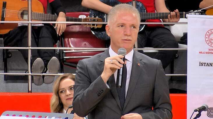 Vali Gül gençlerle bir araya geldi