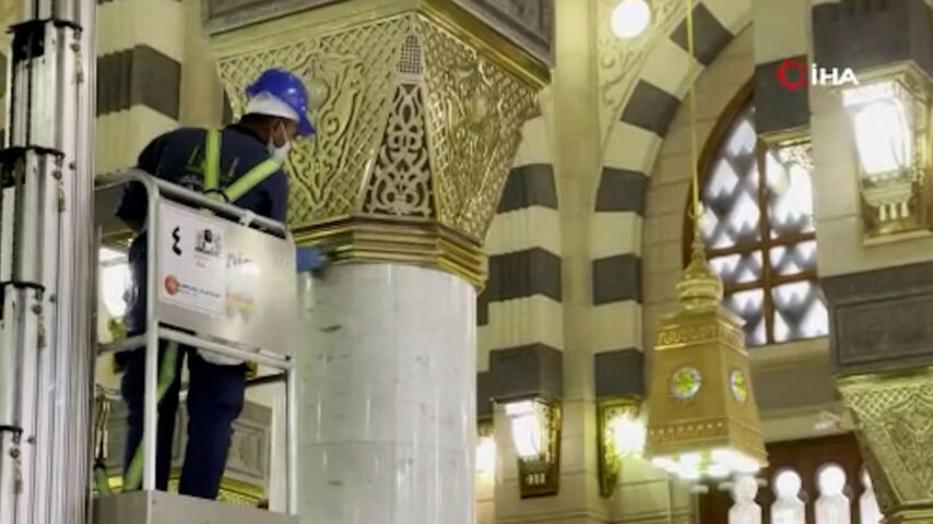 Mescid-i Nebevi’de hacılara özel temizlik
