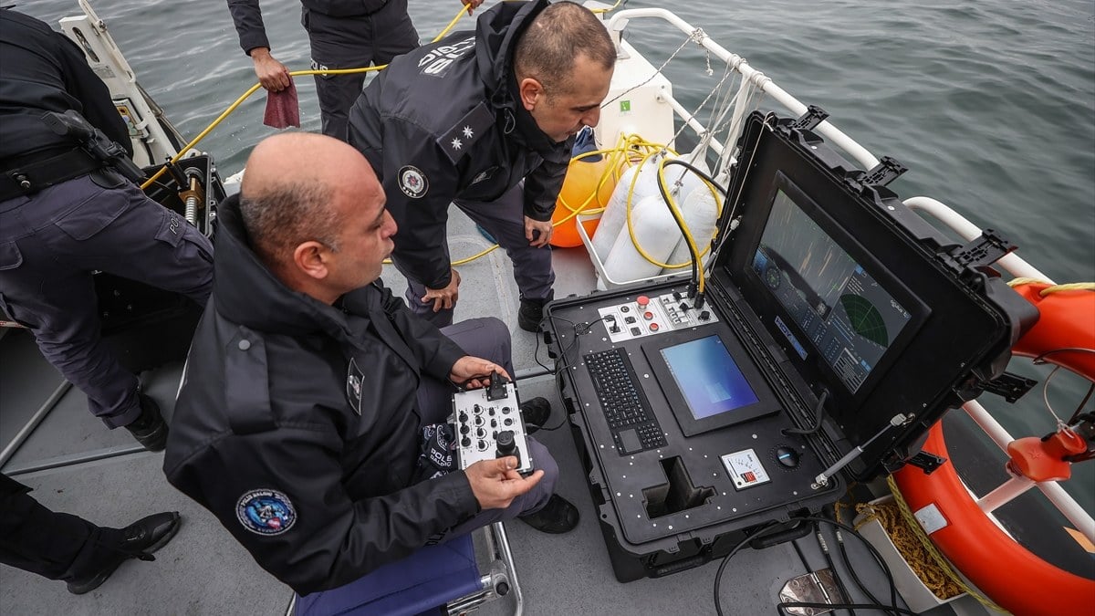 Marmara Denizi’nde batan geminin mürettebatını arama çalışmalarında dördüncü gün