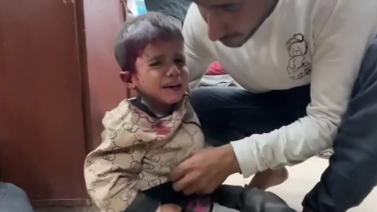 İsrail, Ez-Zehra bölgesine saldırdı