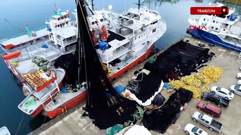 Karadeniz’de balıkçıların, yeni av sezonuna hazırlığı