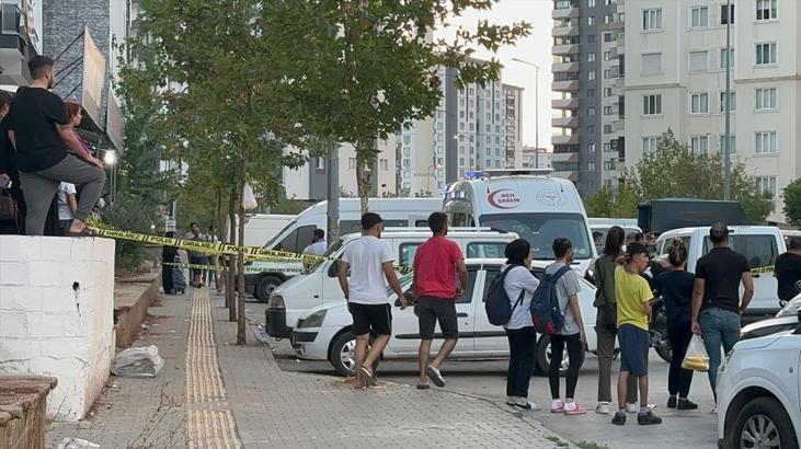 Gaziantep’te feci olay! Kazara arkadaşını öldürdü, arkadaşının kuzeni tarafından bıçaklandı