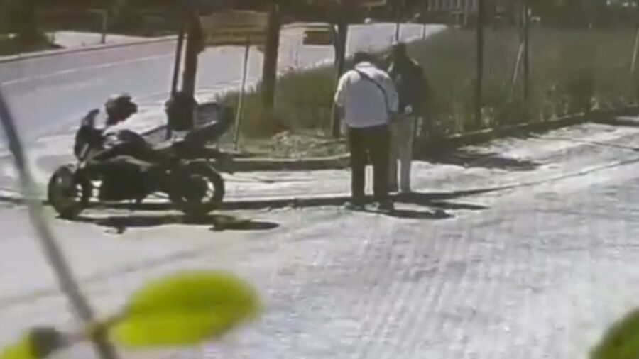 Ankara’da kendilerini polis ve savcı olarak tanıtıp dolandırıcılık yapan 25 şüpheli tutuklandı